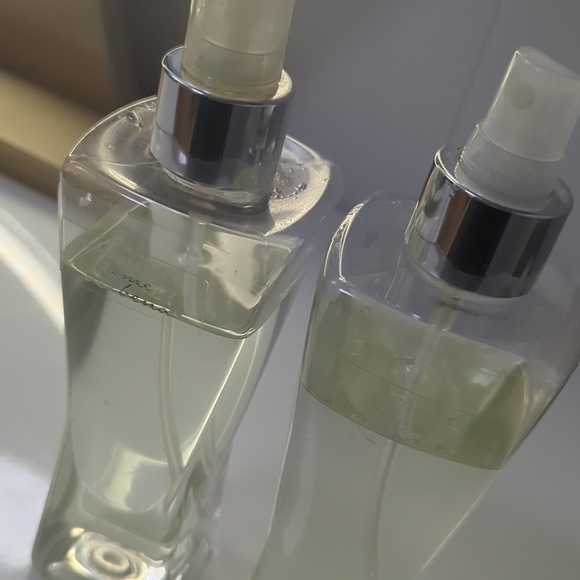 Rare 2!! Coconut Lime Verbena Body Mist - Picture 2 of 4